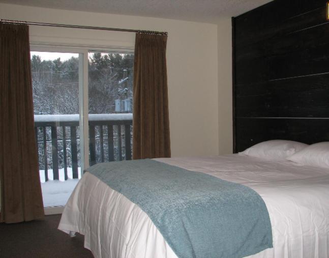 הנטסוויל Pine Lodge Muskoka חדר תמונה